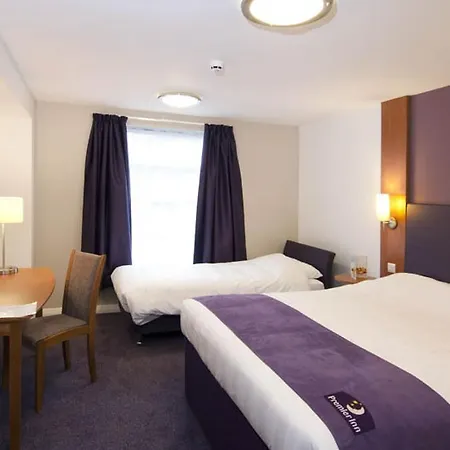 Premier Inn Heathrow Airport Terminal 5-3